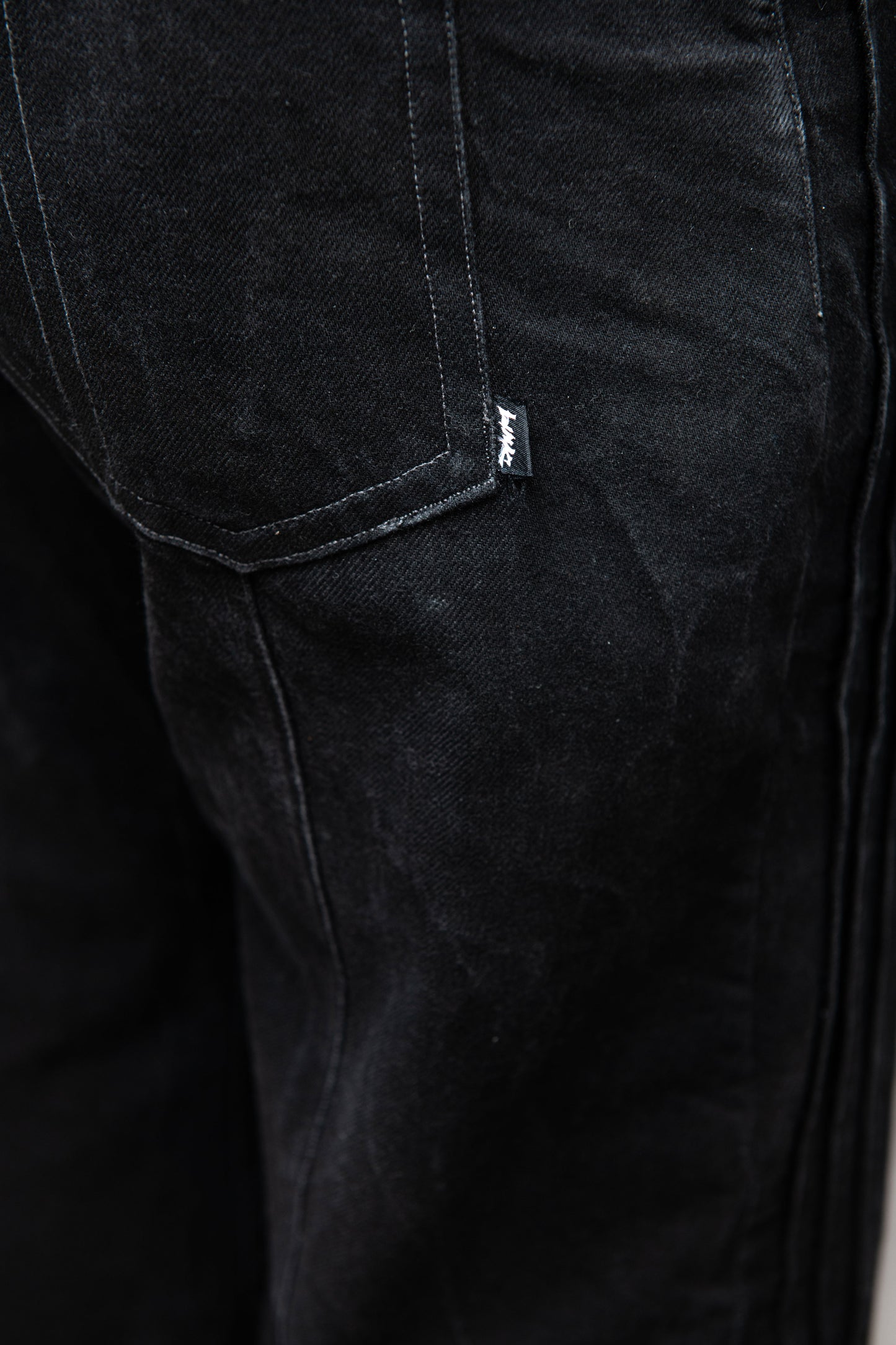 piece no.2 suit black